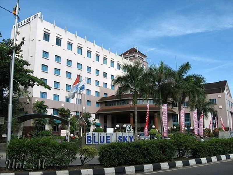 Blue Sky Hotel Balikpapan Dış mekan fotoğraf