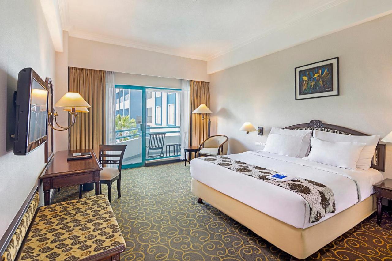 Blue Sky Hotel Balikpapan Dış mekan fotoğraf
