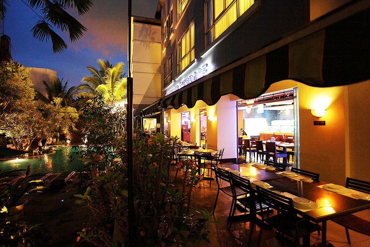 Blue Sky Hotel Balikpapan Dış mekan fotoğraf
